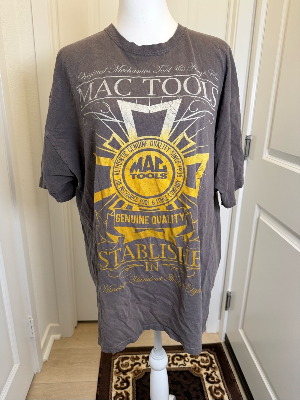 MAC Tools Genuine Quality Graphic T Shirt Men’s XL Gray 100% Cotton Mechanic